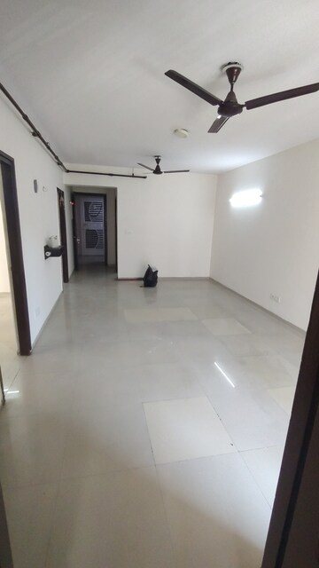 Living Room in 2.5 BHK Apartment at Logix Blossom County, Sector 137 – for Rent