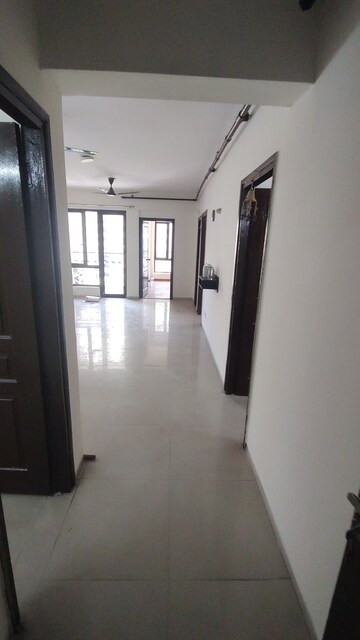 Living Room in 2.5 BHK Apartment at Logix Blossom County, Sector 137 – for Rent