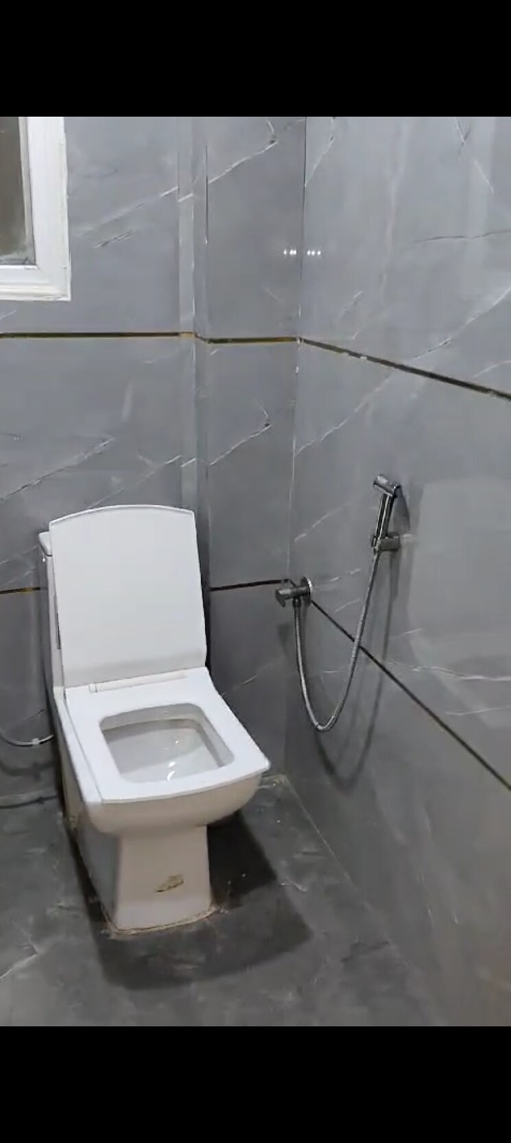 Bathroom, vaishali sector 2 3 Bedroom 1350 Sq.Ft. Builder Floor In Vaishali Sector 2 Ghaziabad 8451077