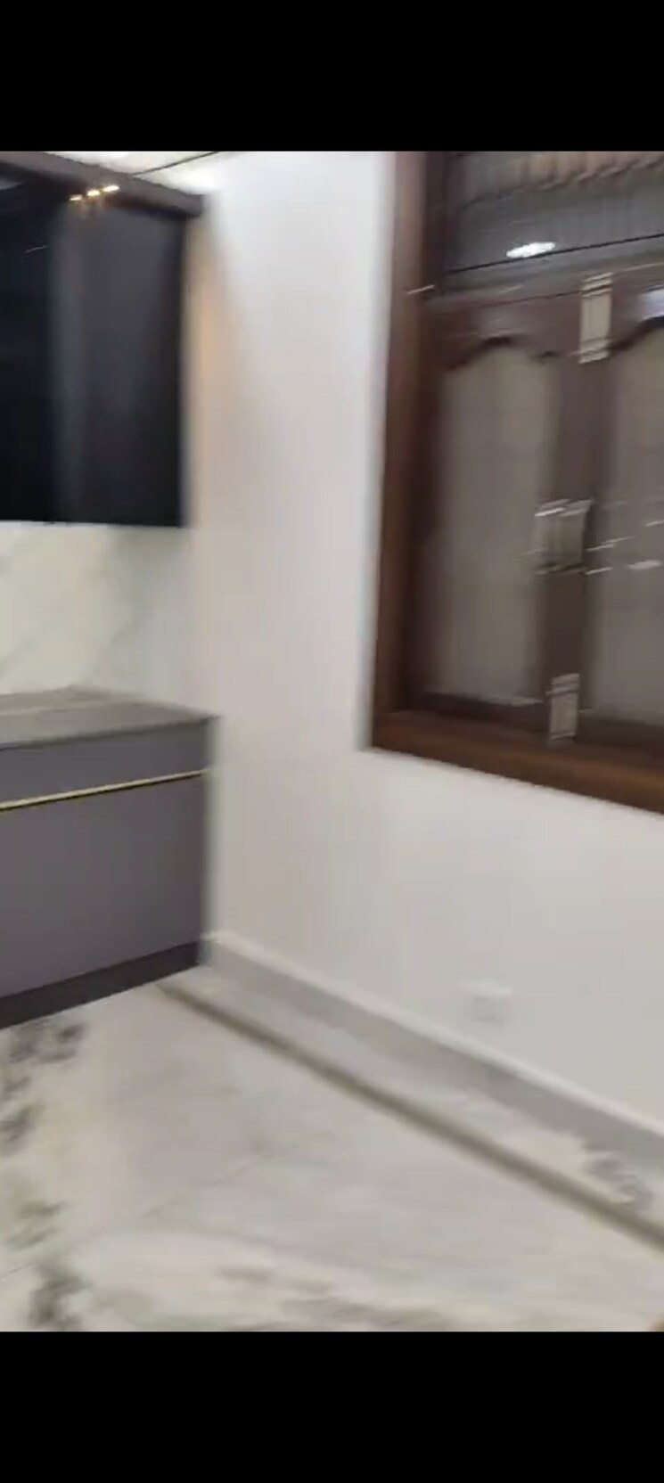 Room, vaishali sector 2 3 Bedroom 1350 Sq.Ft. Builder Floor In Vaishali Sector 2 Ghaziabad 8451077