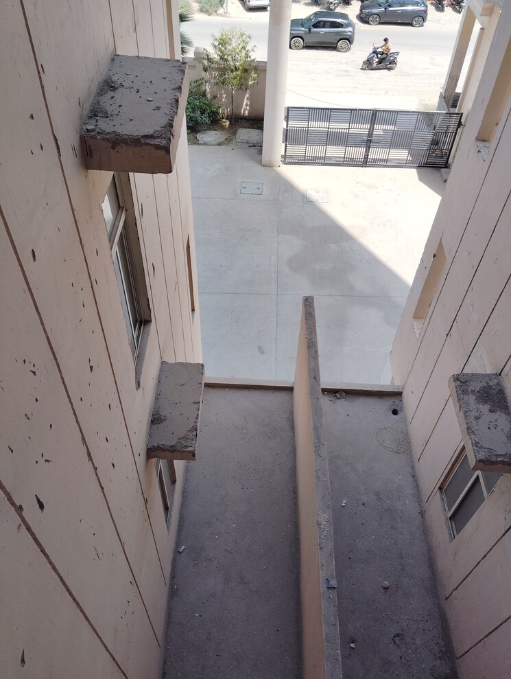 Balcony, eureka-diya-green-city 2.5 Bedroom 1125 Sq.Ft. Apartment In Raj Nagar Extension Ghaziabad 8451085