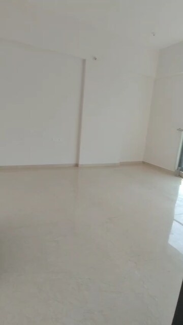 Room in 3 BHK Apartment at Adani Ten BKC, Bandra East – for Rent