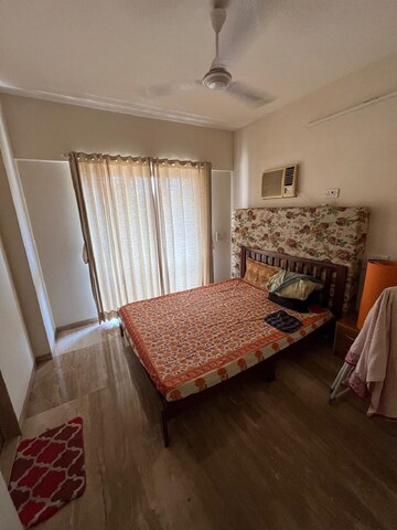 Bedroom in 2 BHK Apartment at Bandra West – for Rent