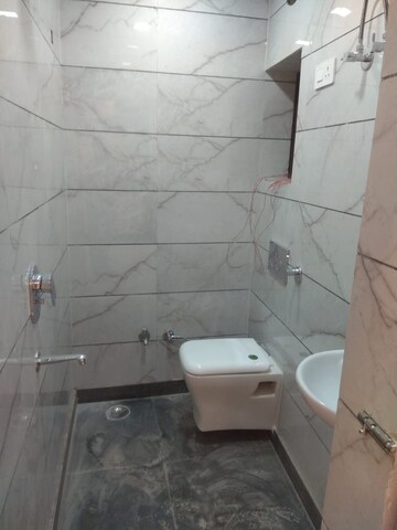 Bathroom in 1 BHK Builder Floor at Rohini Sector 8 – for Sale