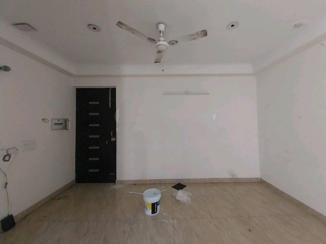 2 BHK + Pooja Room Apartment For Sale in Gaur City 7th Avenue