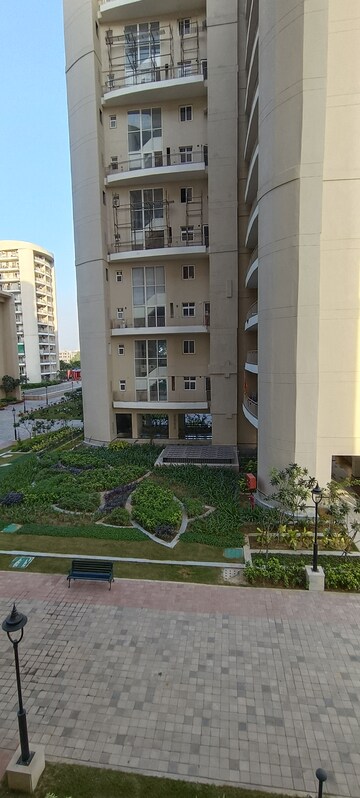 3.5 BHK Apartment – Exterior View View at BPTP Discovery Park, Sector 80 - for Sale