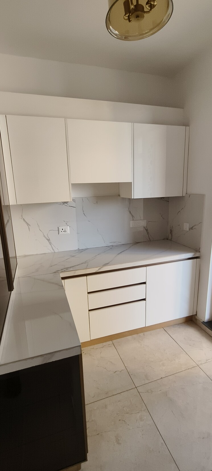 Kitchen, bptp-discovery-park 3.5 Bedroom 2800 Sq.Ft. Apartment In Sector 80 Faridabad 8451236