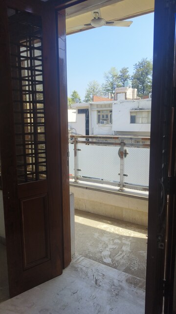 Bathroom in 3 BHK Builder Floor at New Rajinder Nagar – for Rent