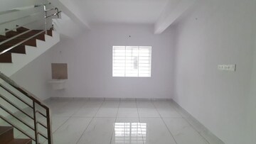 Room in 4 BHK Independent House at Poothole – for Sale