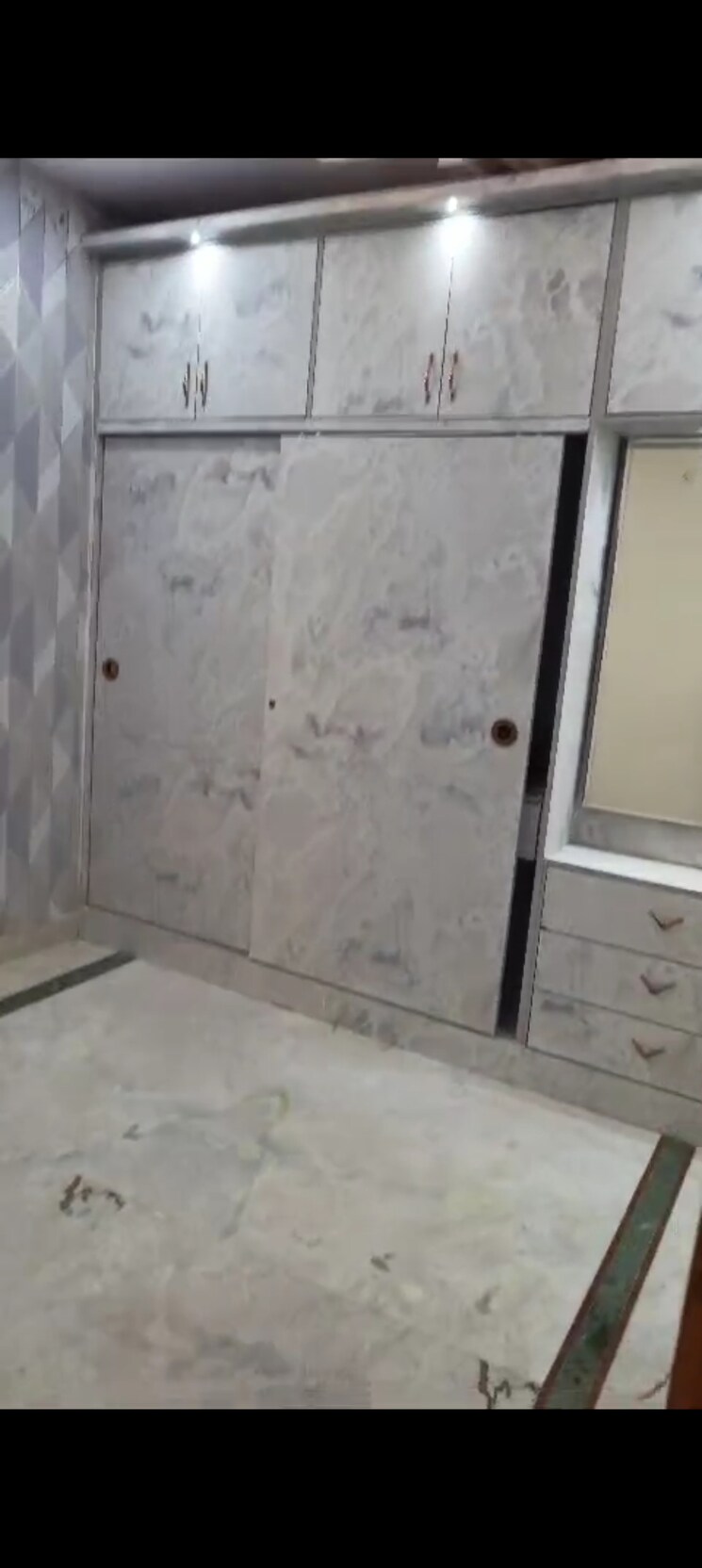 Room, indrapuram 4 Bedroom 130 Sq.Mt. Builder Floor In Indrapuram Ghaziabad 8451550