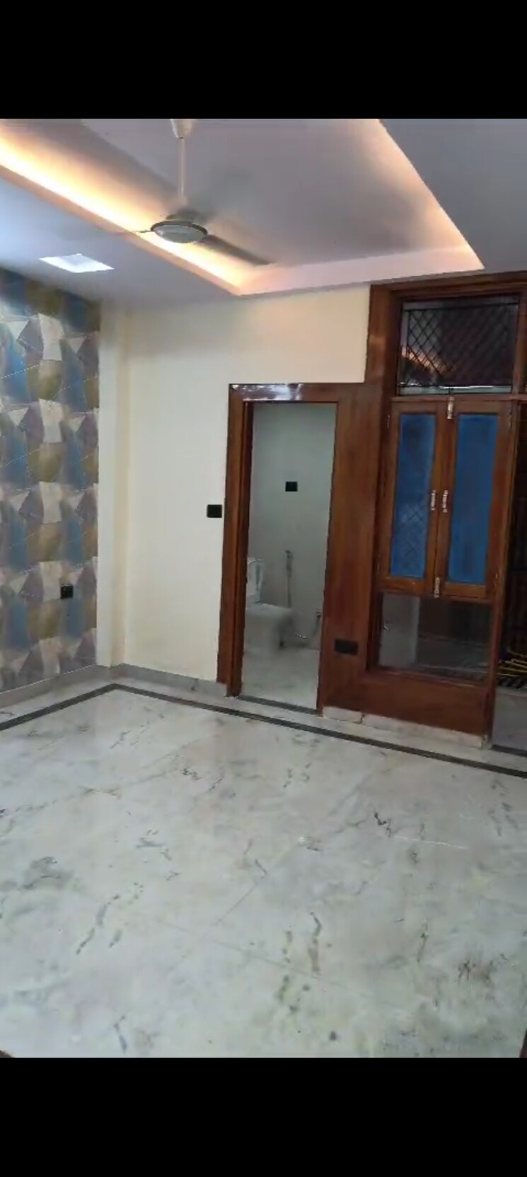 Room, indrapuram 4 Bedroom 130 Sq.Mt. Builder Floor In Indrapuram Ghaziabad 8451550