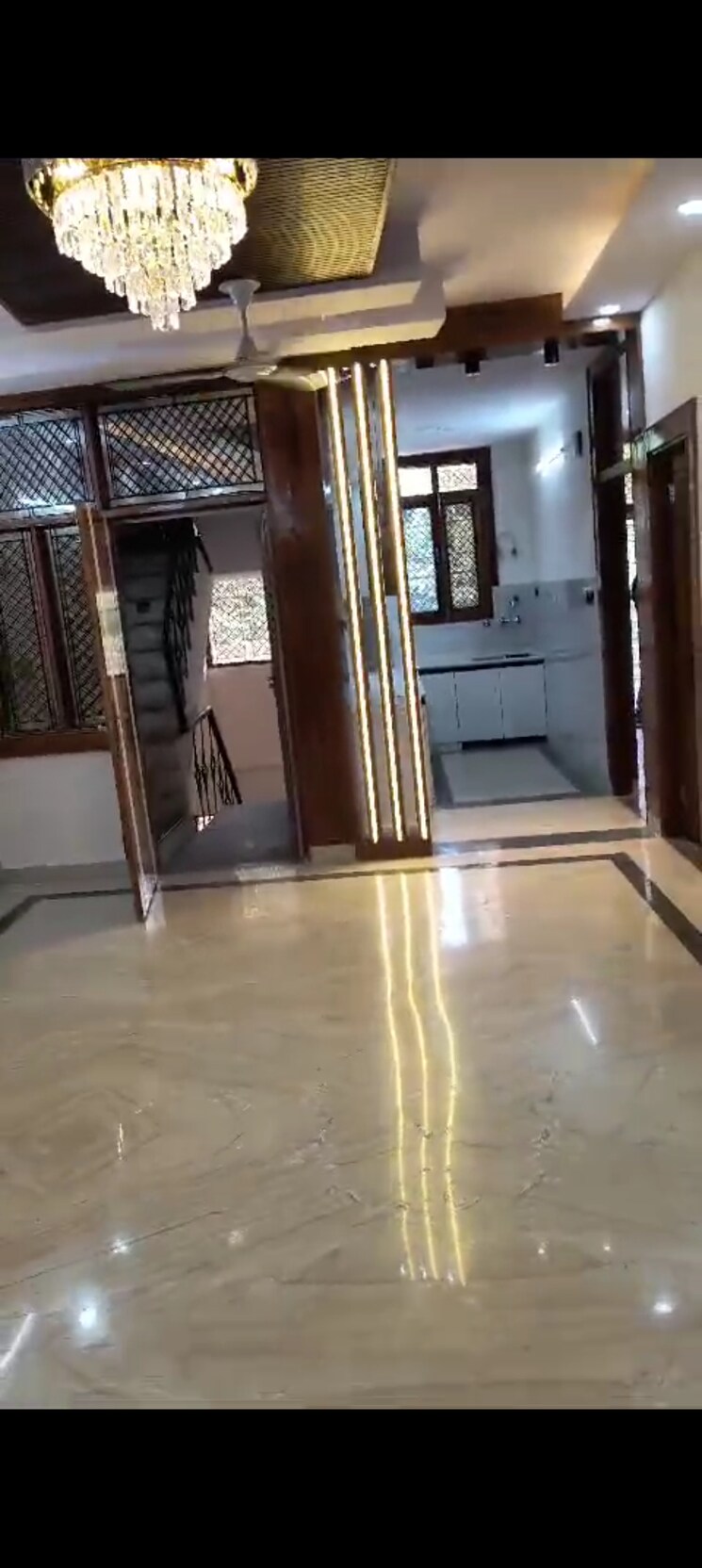 undefined, indrapuram 4 Bedroom 130 Sq.Mt. Builder Floor In Indrapuram Ghaziabad 8451550