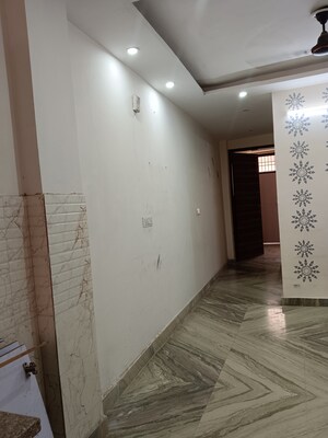 Building Lobby in 2.5 BHK Builder Floor at Krishna Nagar – for Sale