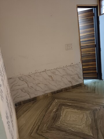 Balcony in 2.5 BHK Builder Floor at Krishna Nagar – for Sale