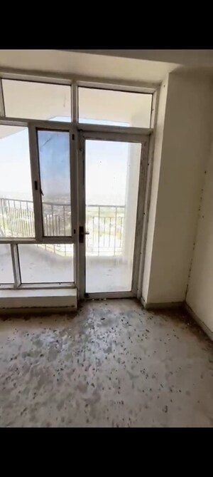 Room in 3 BHK Apartment at Assotech The Nest, Sain Vihar – for Sale