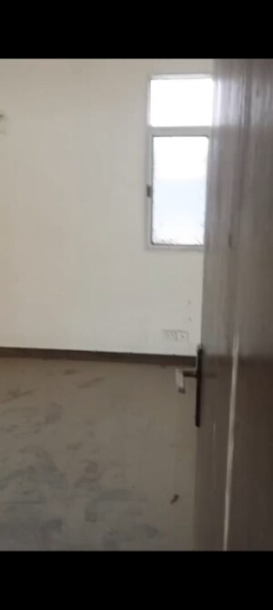 Room in 3.5 BHK Apartment at Assotech The Nest, Sain Vihar – for Sale