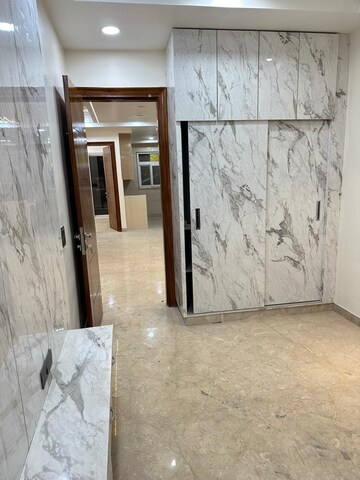 Room in 3 BHK Builder Floor at Rohini Sector 8 – for Rent