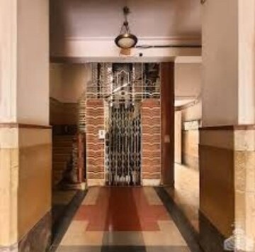 Staircase in 4 BHK Apartment at Cuffe Parade – for Rent