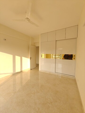 2 BHK Apartment For Rent in Eldeco Acclaim, Sohna Sector 2