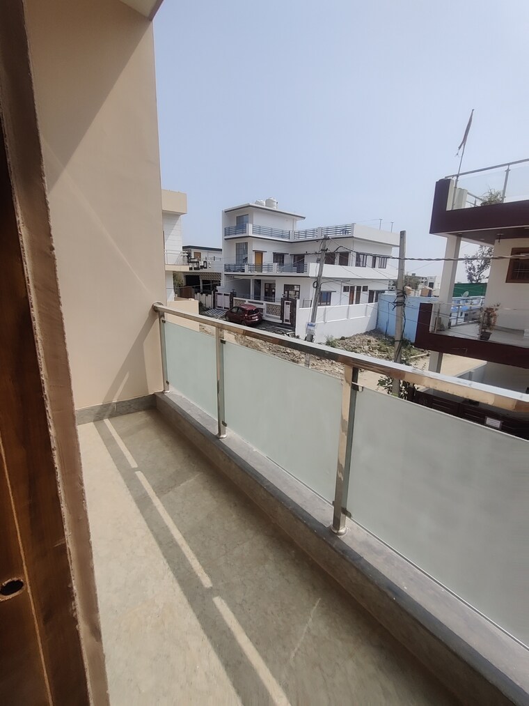 Balcony, dehradun cantt 3.5 Bedroom 2000 Sq.Ft. Villa In Dehradun Cantt Dehradun 8451653