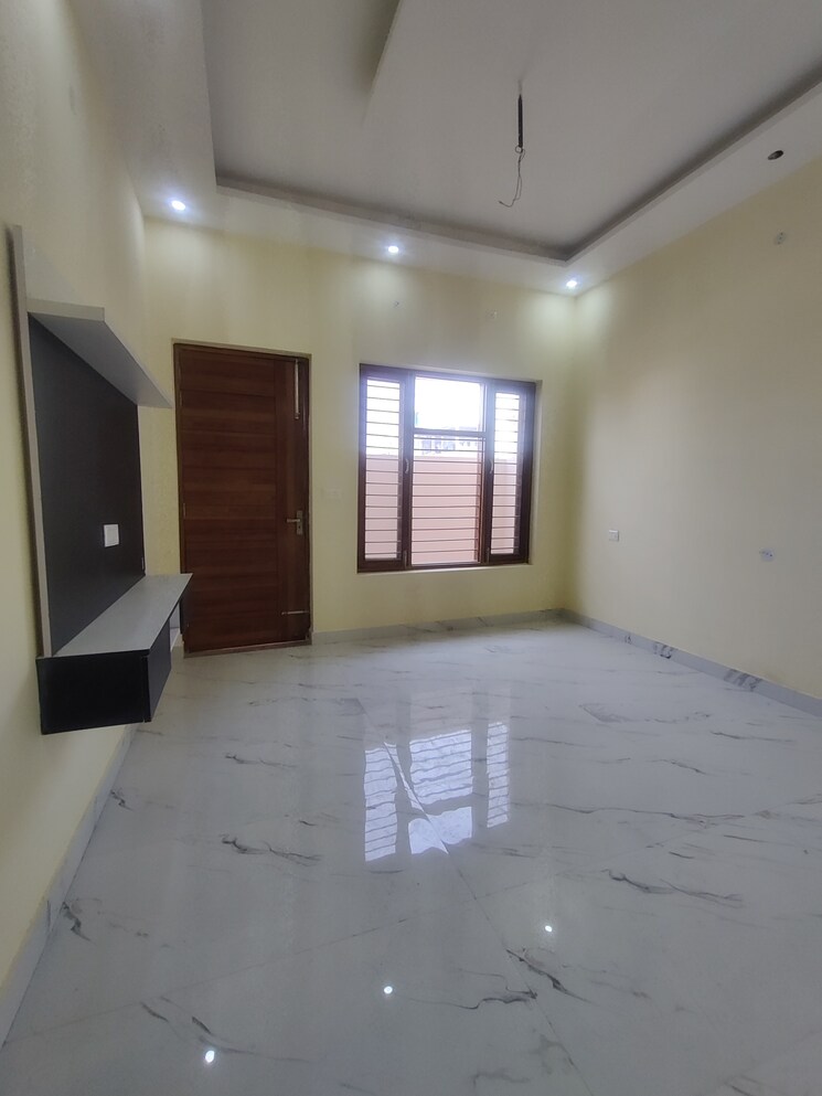 Master Bedroom, dehradun cantt 3.5 Bedroom 2000 Sq.Ft. Villa In Dehradun Cantt Dehradun 8451653