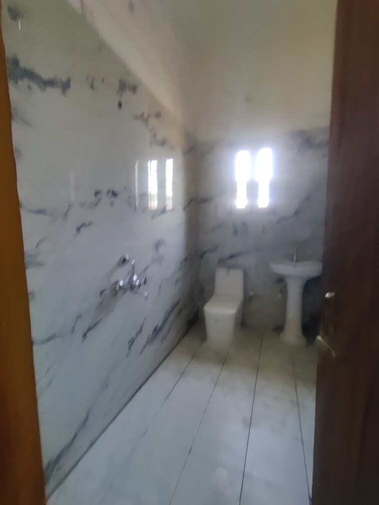 Bathroom, dehradun cantt 3.5 Bedroom 2000 Sq.Ft. Villa In Dehradun Cantt Dehradun 8451653