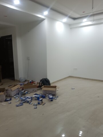 Master Bedroom in 2.5 BHK Independent House at Sector 56 – for Rent