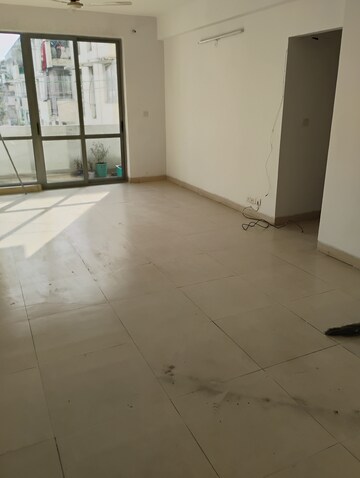 2 BHK Apartment For Rent in Vatika City Homes, Sector 83