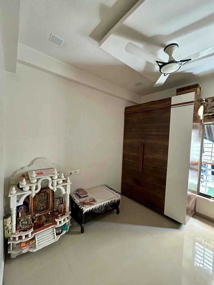 Room, science city 3 Bedroom 195 Sq.Yd. Apartment In Science City Ahmedabad 8451778