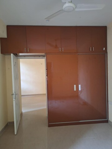 Room in 2.5 BHK Apartment at ROF Aalayas, Sector 102 – for Rent