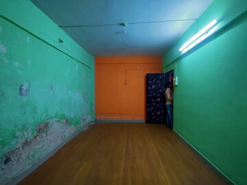 Room in 1 BHK Apartment at Sbi Colony – for Rent