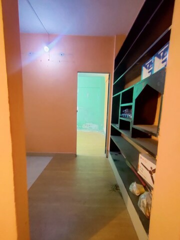 Room in 1 BHK Apartment at Sbi Colony – for Rent