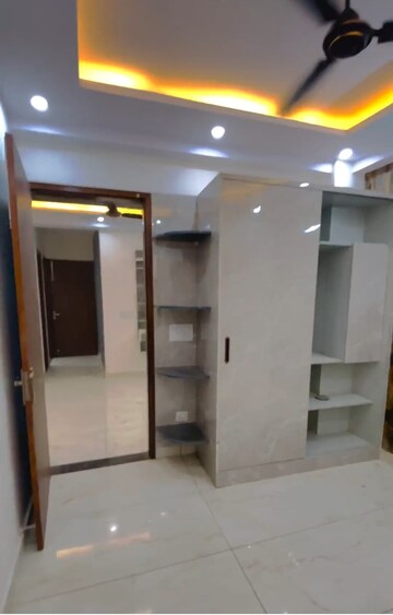 Room in 3 BHK Apartment at Galaxy North Avenue ll, Gaur City 2  – for Rent