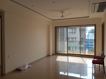 Master Bedroom in 3 BHK Apartment at Bandra West – for Rent