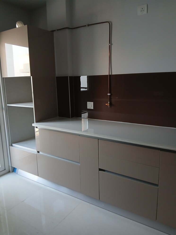 Master Bedroom, central-park-flower-valley-aqua-front-towers 3 Bedroom 1789 Sq.Ft. Apartment In Sohna Sector 33 Gurgaon 8452029