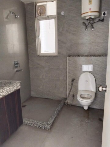 Bathroom in 3 BHK Apartment at Emaar Emerald Floors Premier, Sector 65 – for Rent