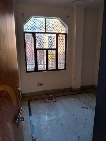 Bedroom in 2 BHK Apartment at Paschim Vihar – for Rent