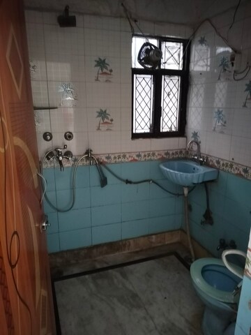 Bathroom in 2 BHK Apartment at Paschim Vihar – for Rent