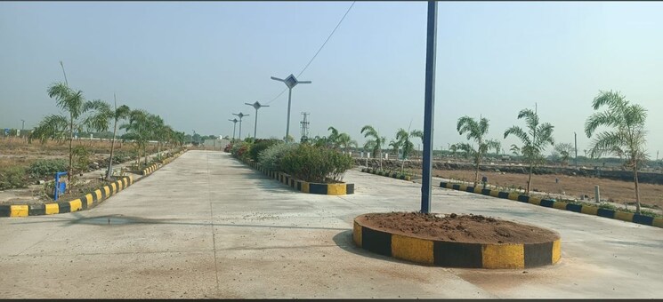 Garden, maruthi-springfield-county  200 Sq.Yd. Plot In Shadnagar Hyderabad 8452086