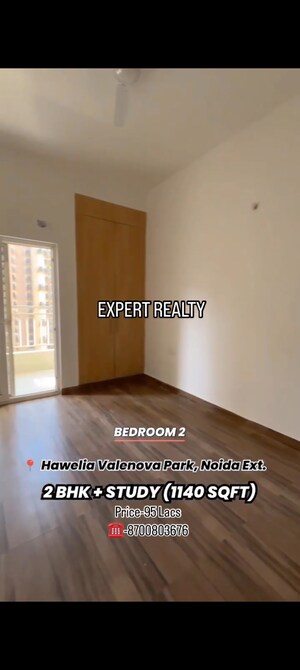 Master Bedroom in 2.5 BHK Apartment at Hawelia Valenova Park, Tech Zone 4 Greater Noida – for Sale