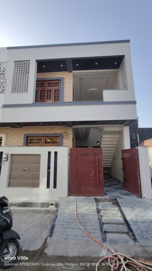 Living Room in 3 BHK Independent House at Jankipuram – for Sale