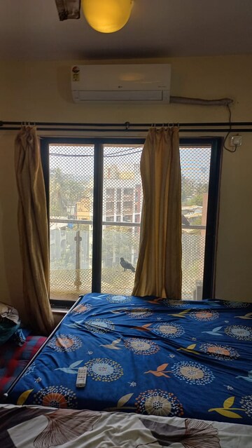 Bedroom in 3 BHK Apartment at Pride Of Vakola, Santacruz East – for Rent
