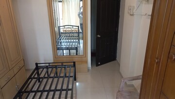 Team Area in 3 BHK Apartment at Pride Of Vakola, Santacruz East – for Rent