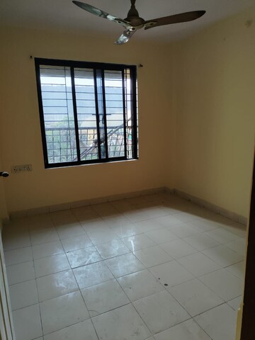 Room in 3.5 BHK Apartment at Mahavir Shradha, Kharghar – for Rent