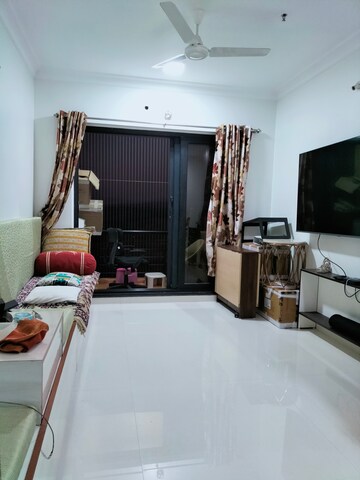 2 BHK Apartment For Rent in K Raheja Raheja Residency, Malad East