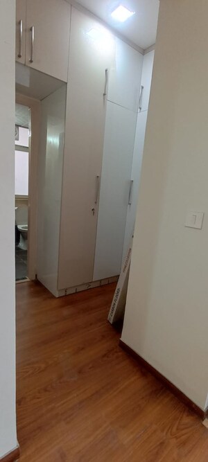 Furnished Amenities in 3 BHK Apartment at BPTP Terra, Sector 37d – for Sale