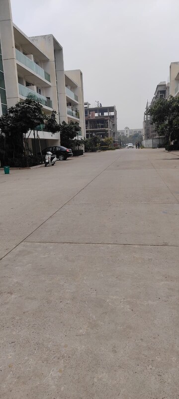 Gym in 3 BHK Builder Floor at Omaxe Ambrosia, North Mullanpur – for Sale