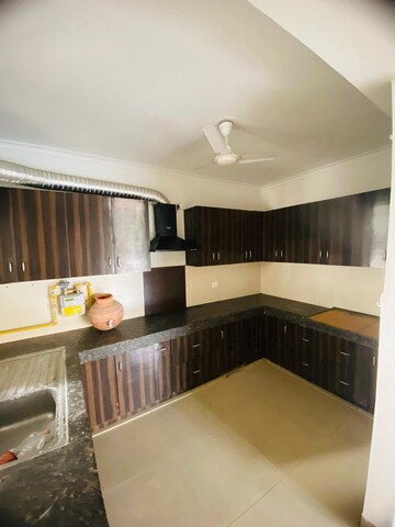 4 BHK Apartment – Exterior View View at Bhawna Apartment, Sector 43 - for Rent