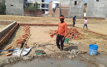 Plot For Sale in Amar Shaheed Path