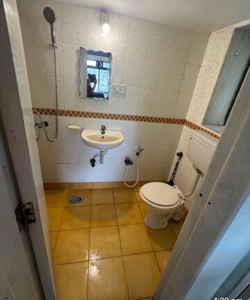 Bathroom in 1 BHK Apartment at Montana CHS, Andheri West – for Rent